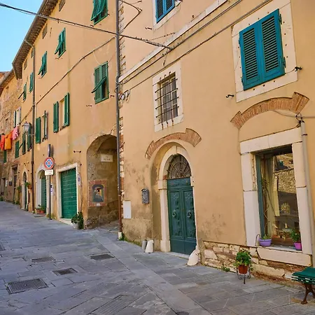 Casa De Alan Campiglia Marittima